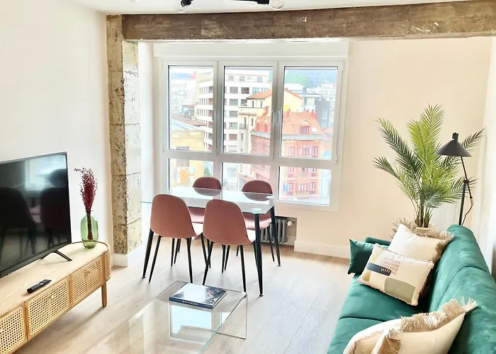 El Carbayonin דירה